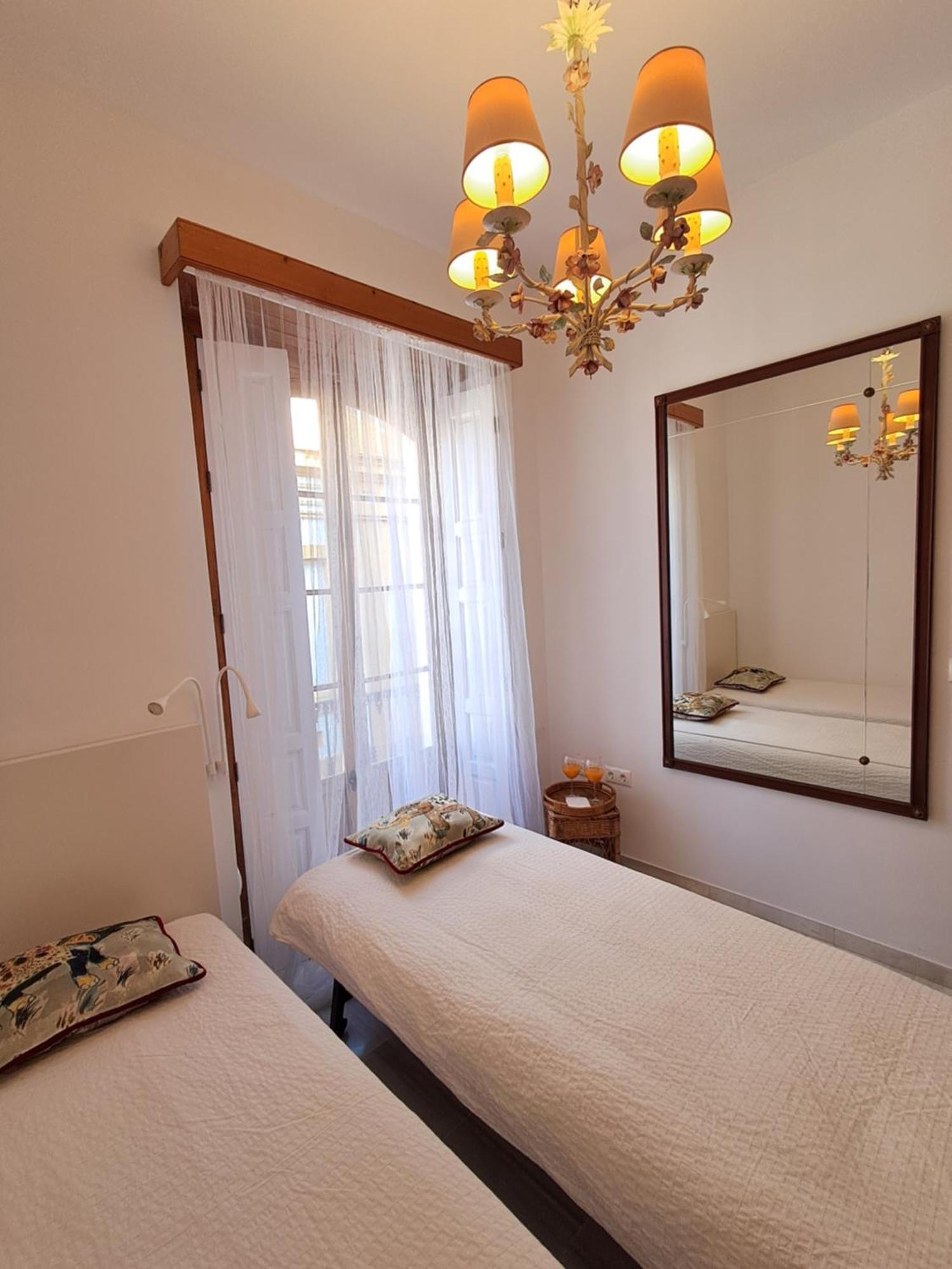 Apartamentos Almirante Hoyos Sevilla Buitenkant foto